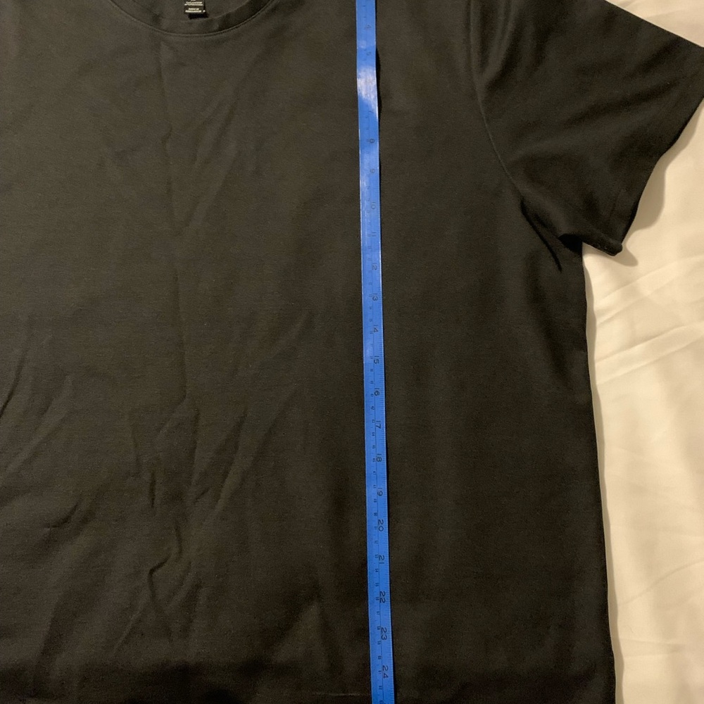 Kenneth Cole Black Short Sleeve Tee.men’s 
Size XL - Picture 5 of 7